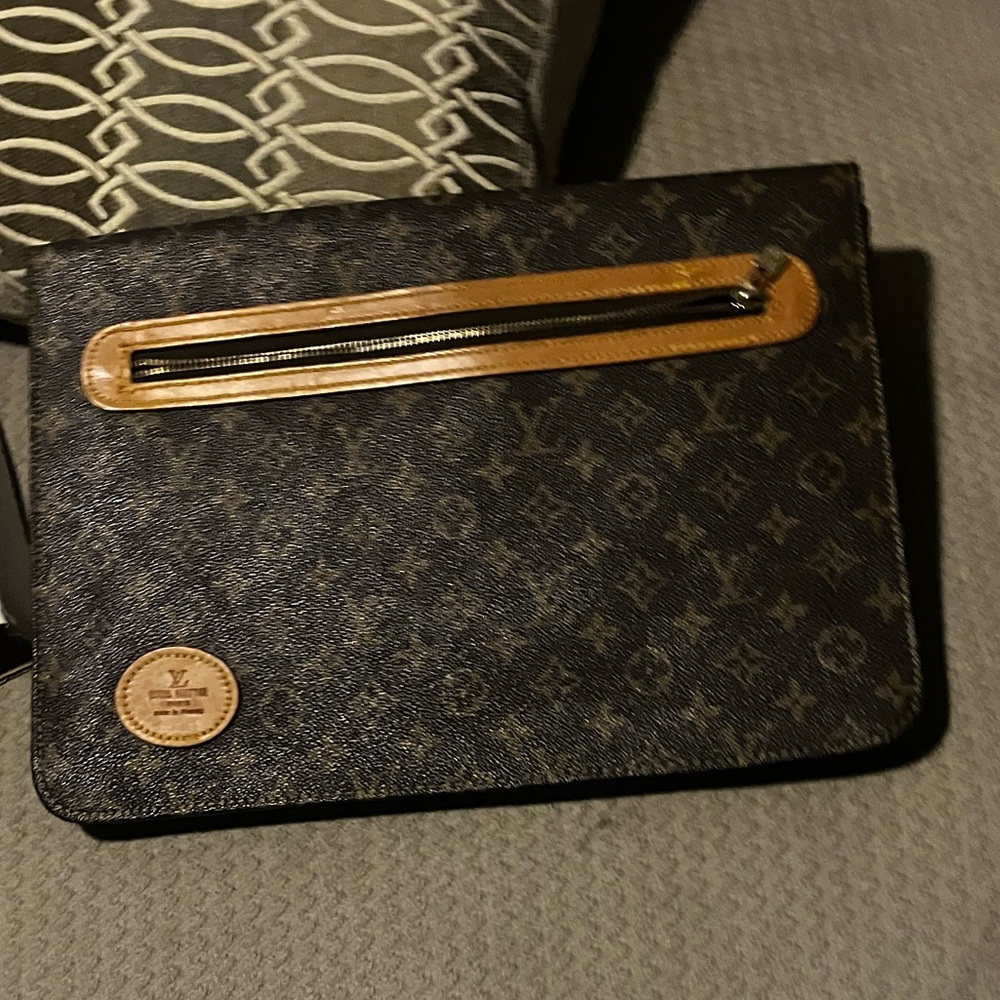 Vintage Louis Vuitton multiple pocket Document Holder (Folder)
